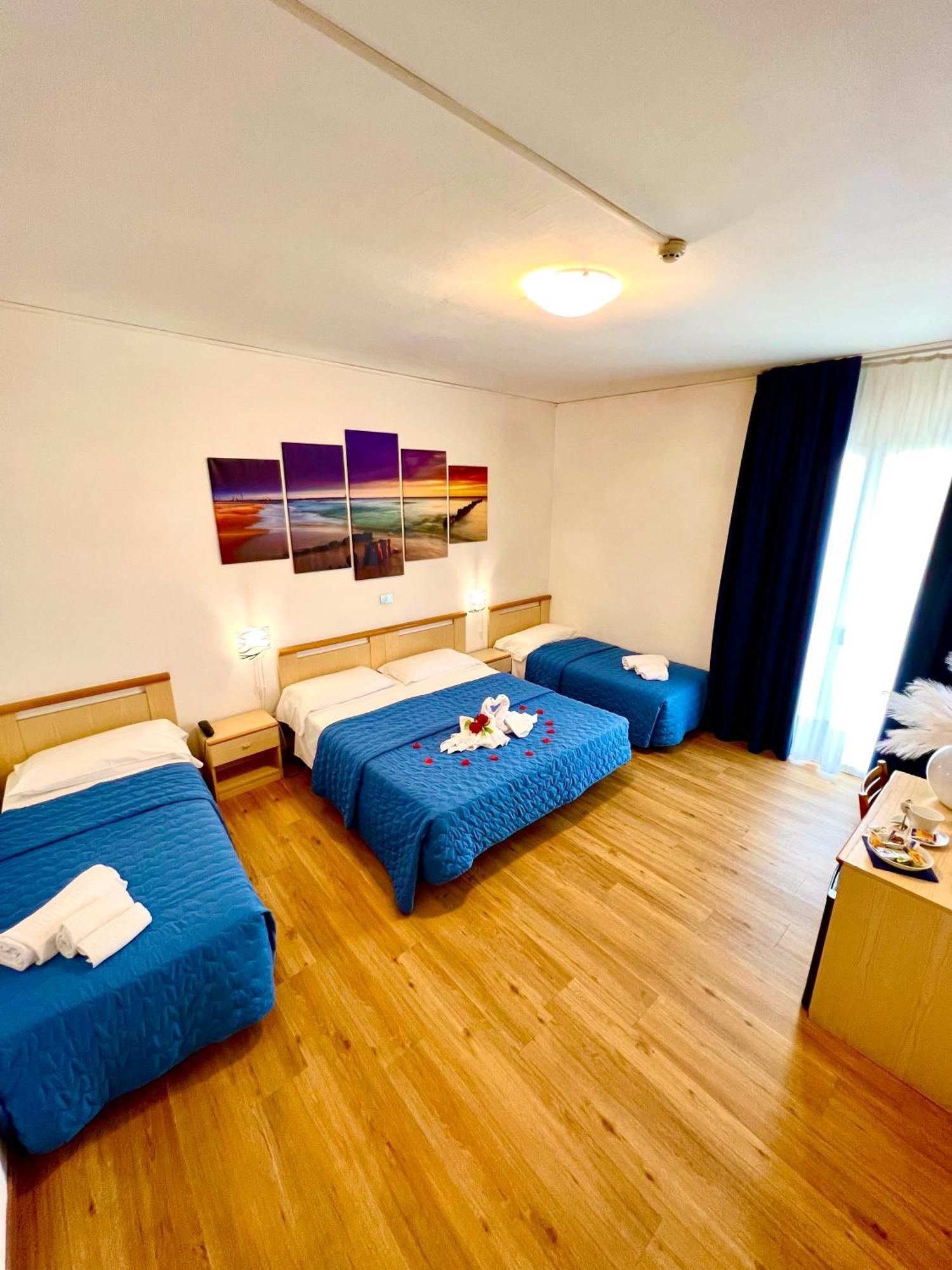 Hotel Trovatore Лідо-ді-Єзоло Екстер'єр фото